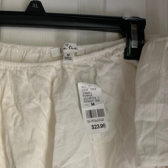 Suit - Picture 2 of 3